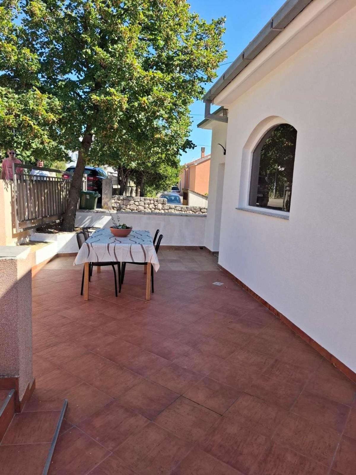 קריקווניצה Apartments Filip מראה חיצוני תמונה