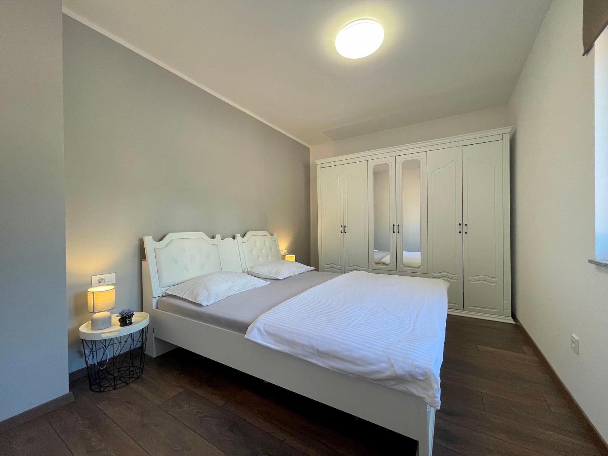 קריקווניצה Apartments Filip מראה חיצוני תמונה